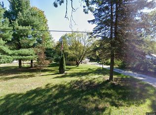1180 N Green Creek Rd, Muskegon, MI 49445