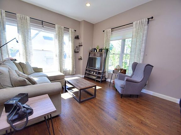 4th image of 24 Merriam St #2