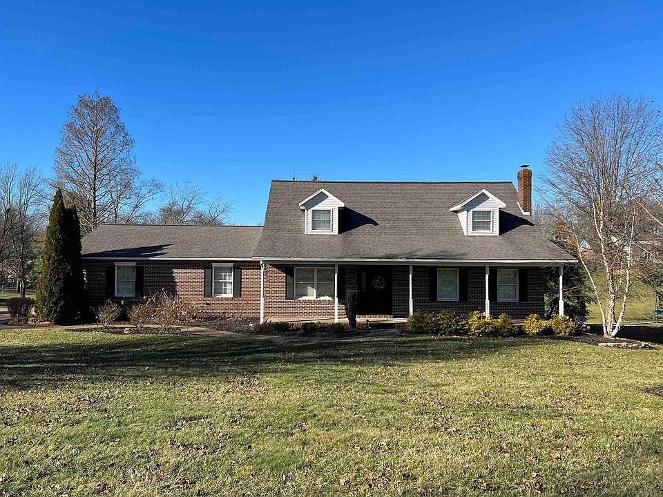1st image of 885 S Crestwood Dr