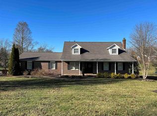 885 S Crestwood Dr, Jasper, IN 47546
