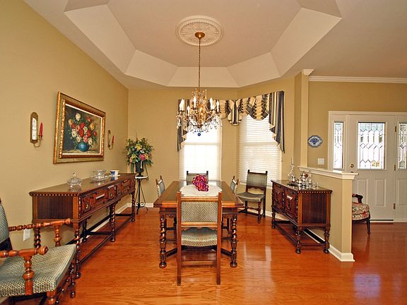 5th image of 15 Hardenbergh St