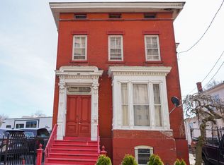 88 Harriet St, Bridgeport, CT 06608