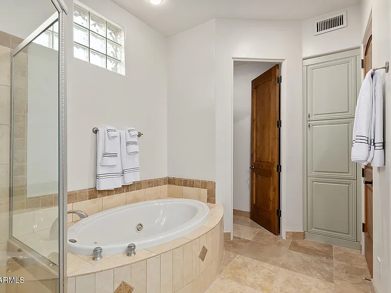 11861 E Desert Trail Rd — Photo 43