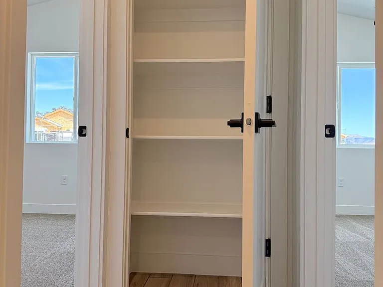 2019 W 250 S — Photo 36