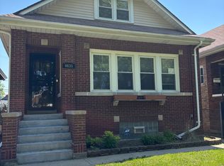 4635 W Altgeld St, Chicago, IL 60639