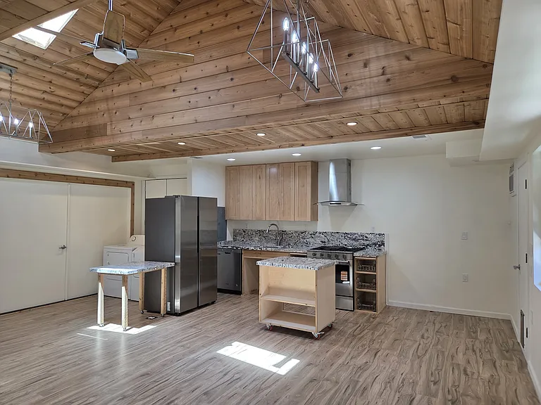 156B Clearview Pl — Photo 7