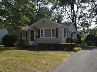 141 McCarthy Ave, Chicopee, MA 01020
