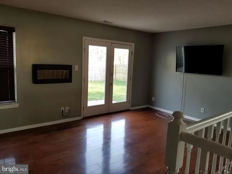 223 Villa Knoll Ct — Photo 11