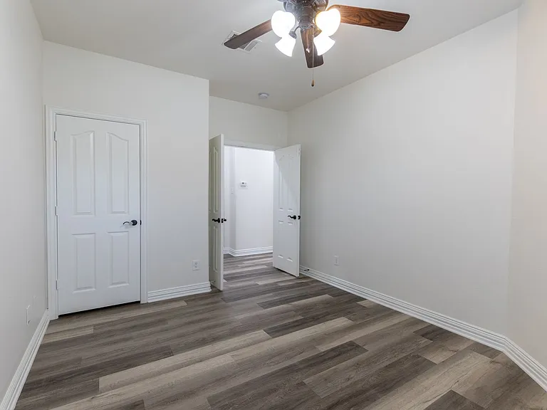 2645 Villa Di Lago Dr #4 — Photo 18