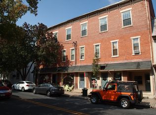69 E Main St, Lititz, PA 17543