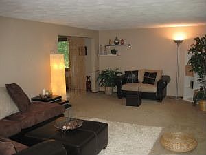 4th image of 105 Tamra Ln