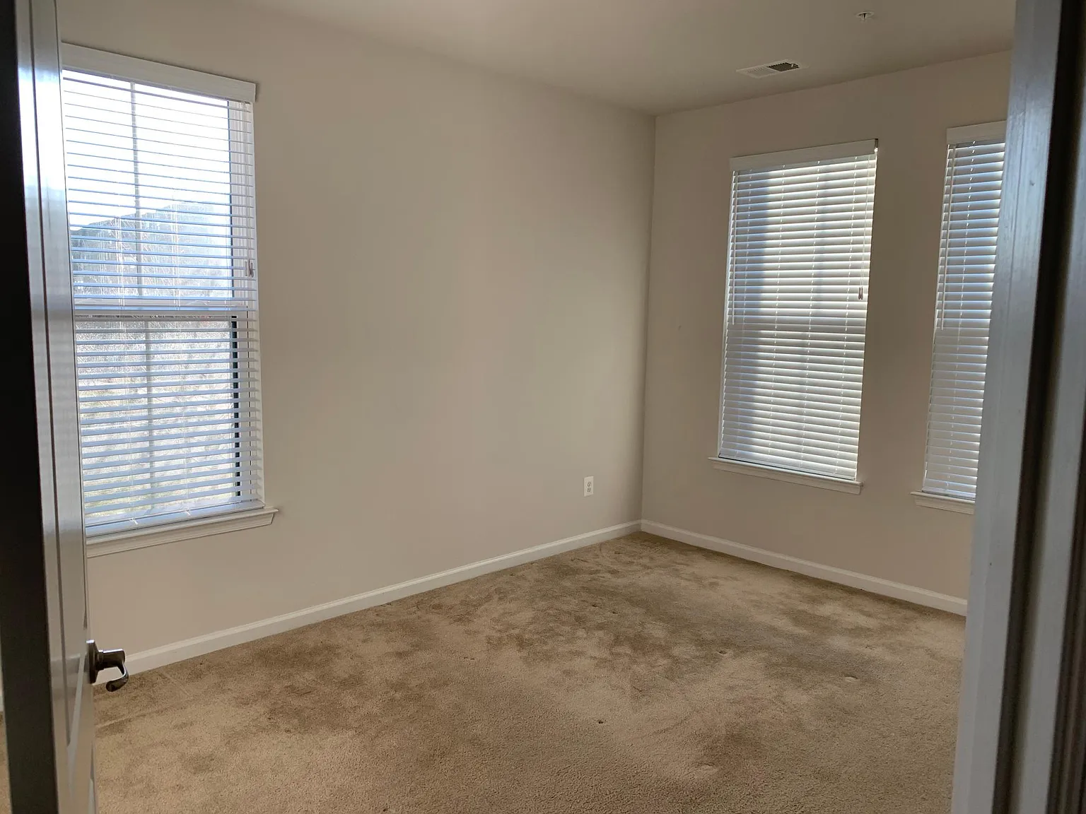 43444 Apple Orchard Sq — Photo 4