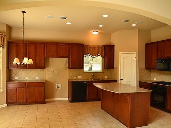4th image of 11512 Cherisse Dr