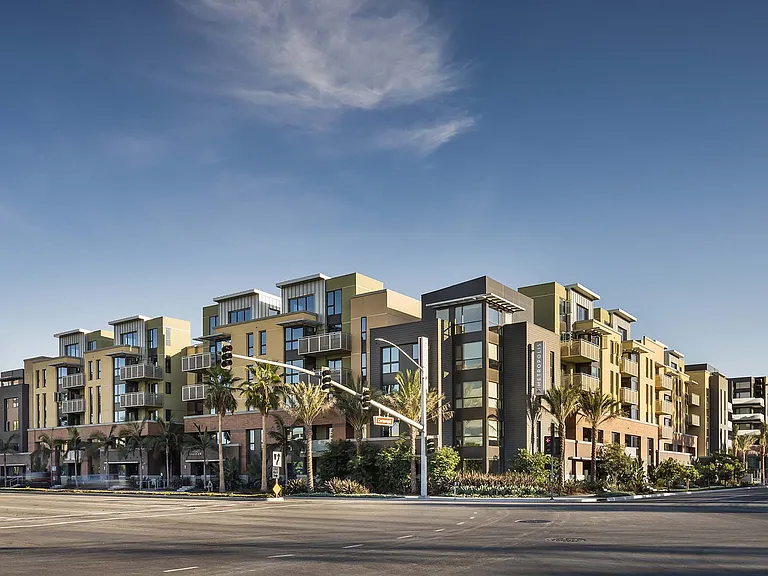 Metropolis Apartments — Photo 15