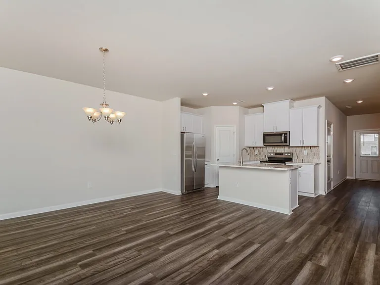 217 Brook Farm Ln — Photo 5