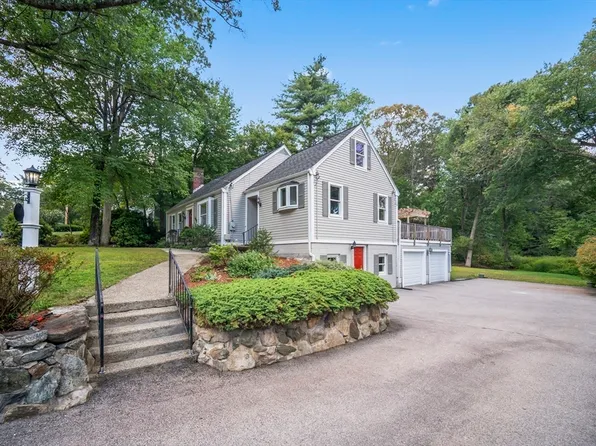 447 Peakham Rd, Sudbury, MA 01776
