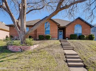 3928 Brazos Dr, Carrollton, TX 75007