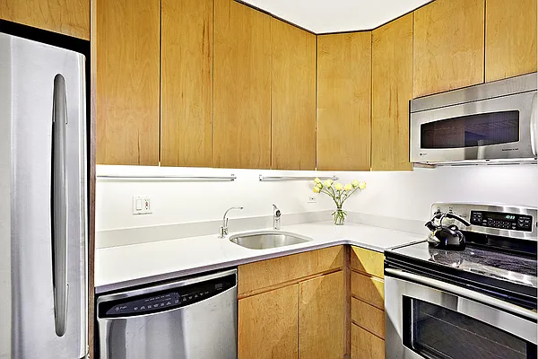 Sold by Stribling | media 19