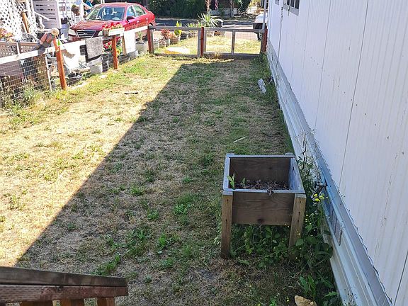 4th image of 1530 Tamarack St Unit 7