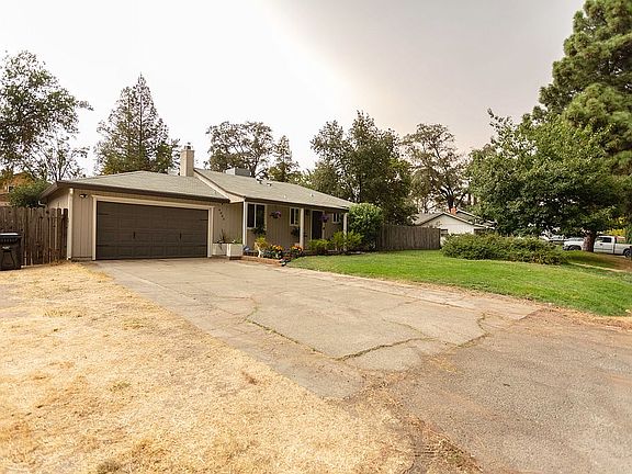 3rd image of 4805 Palomino Ln