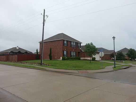 3rd image of 1413 Abbeville Dr