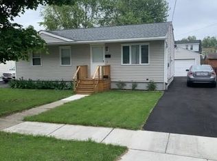71 Altruria St, Buffalo, NY 14220