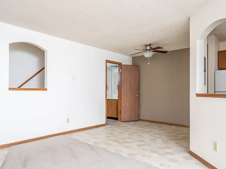 Woodcrest Townhomes — Photo 21