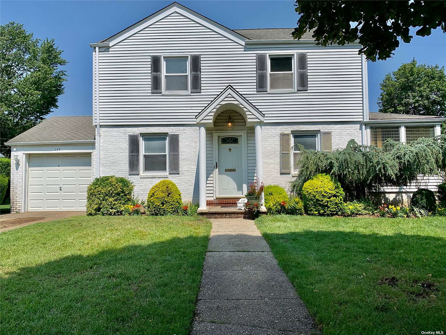 137 Pine Street, Garden City, NY 11530 Zillow