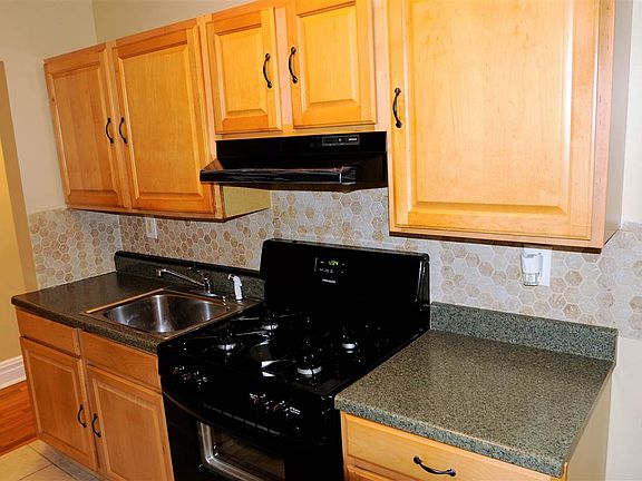 2nd image of 2700 Kennedy Blvd APT 208