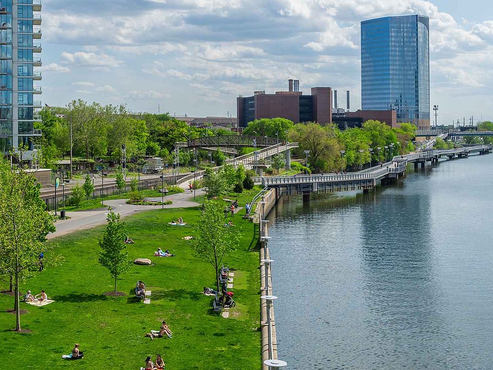 Spend the day at the Schuylkill River Park