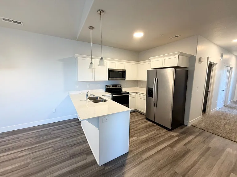 13527 S Hanley Ln — Photo 1