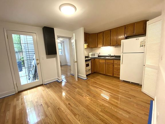 4th image of 2140 45th Ave