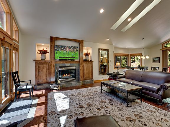 4th image of 2241 Dundee Cir