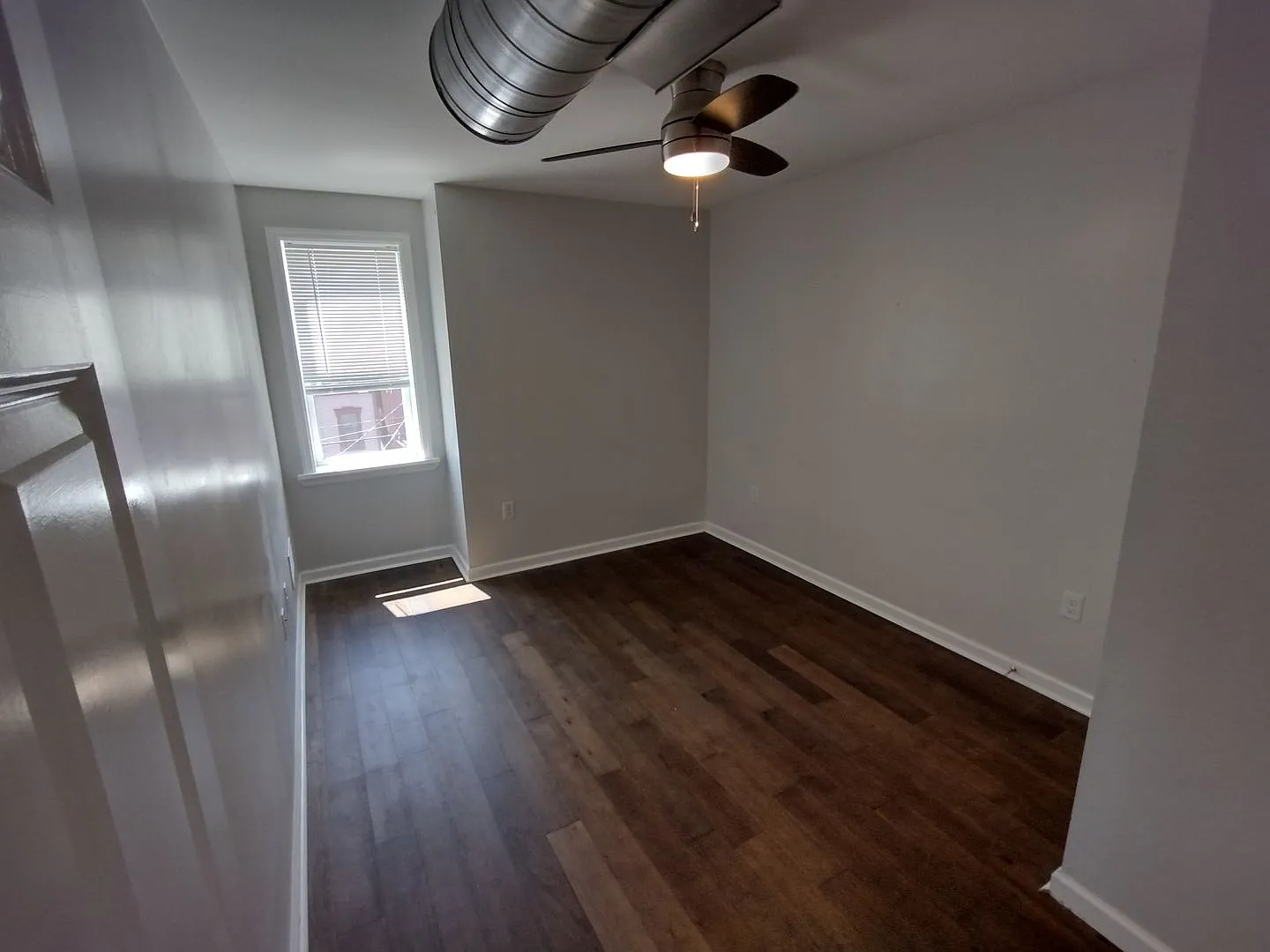 Two Bedroom — Photo 4