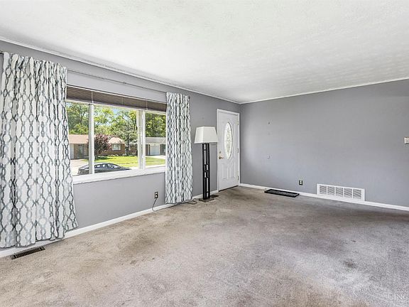 5th image of 1581 Tonopah Dr