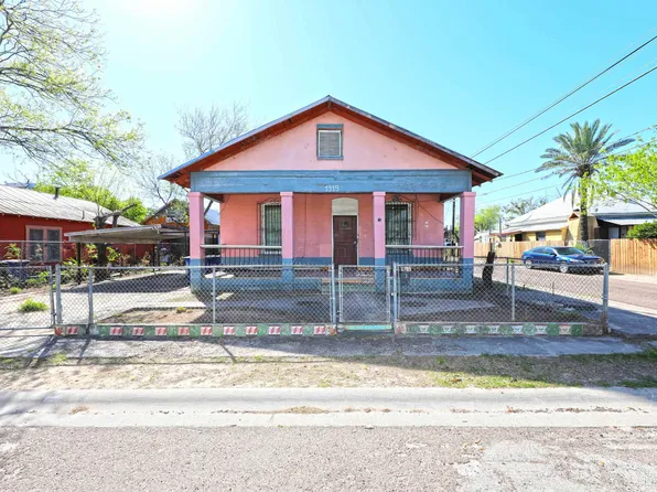 1919 Grant St, Laredo, TX 78040