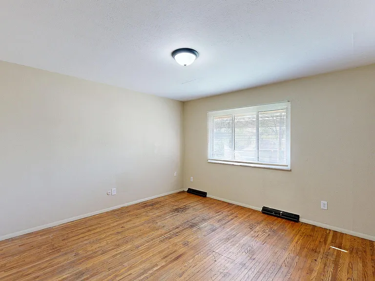 1932 Airline Ave #4 — Photo 11