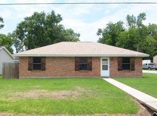 124 Merian St, Schriever, LA 70395