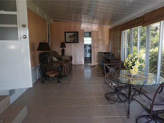 4th image of 26069 Countess Ln