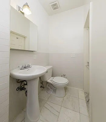 Rented by Voro New York | media 10