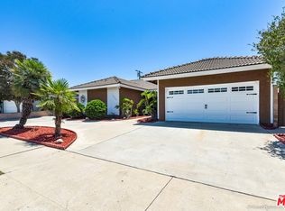 13200 Keswick St, North Hollywood, CA 91605