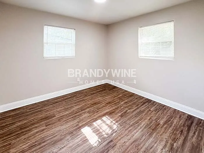 2145 Bourget Dr — Photo 13