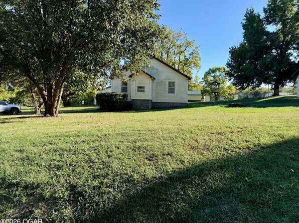 701 Jefferson Ave, Neosho, MO 64850