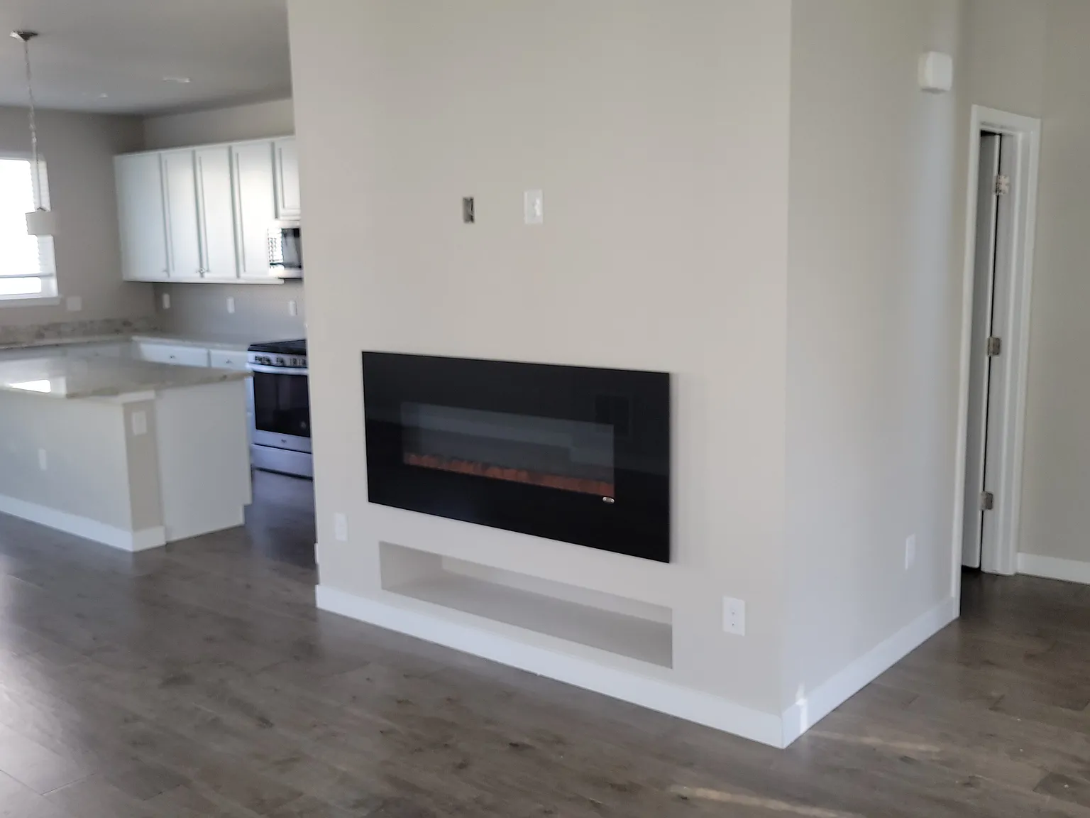 3 bed, 1812 sqft, $2,990 — Photo 1
