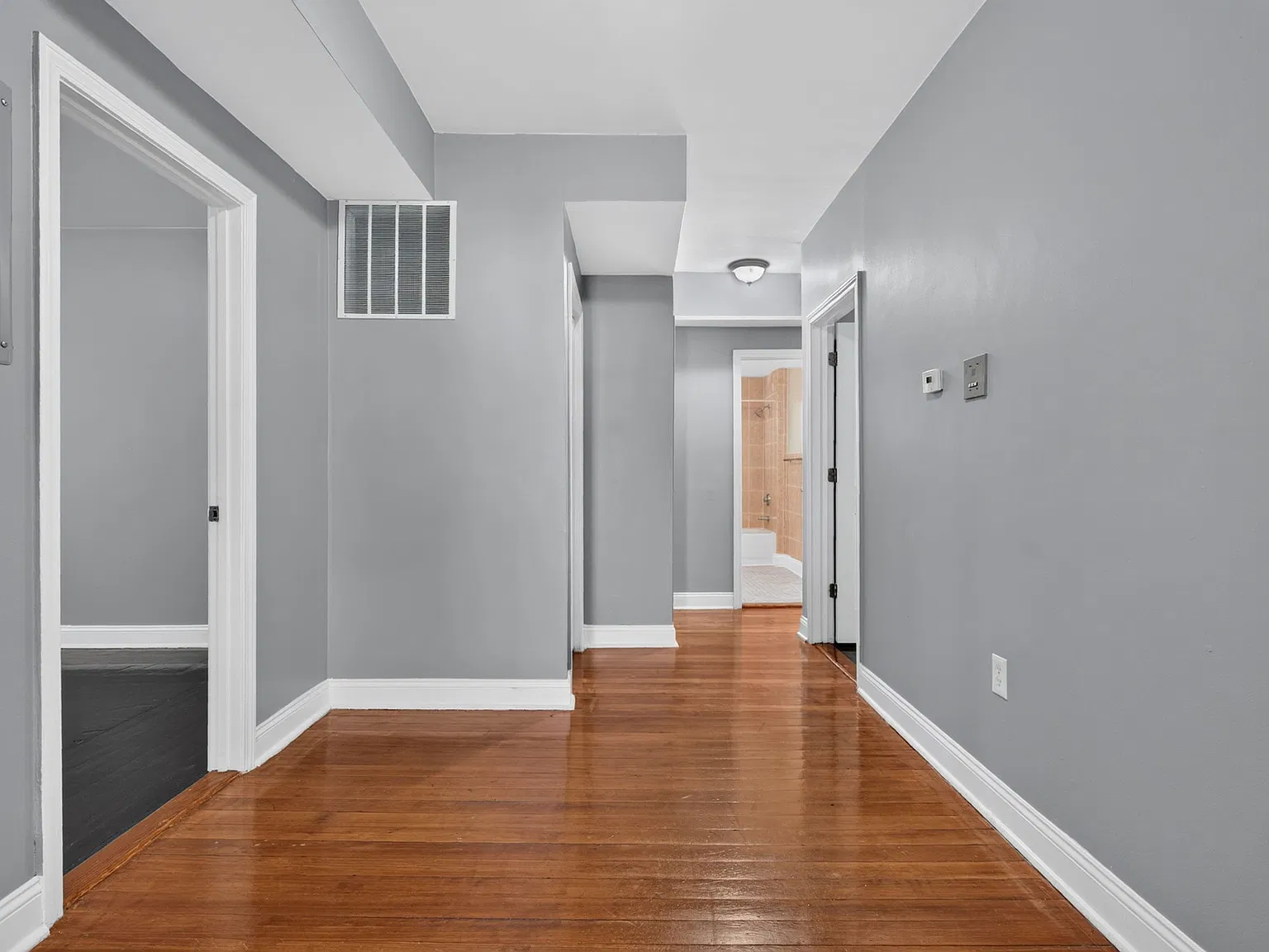 4 bed, 1500 sqft, $3,700 — Photo 1