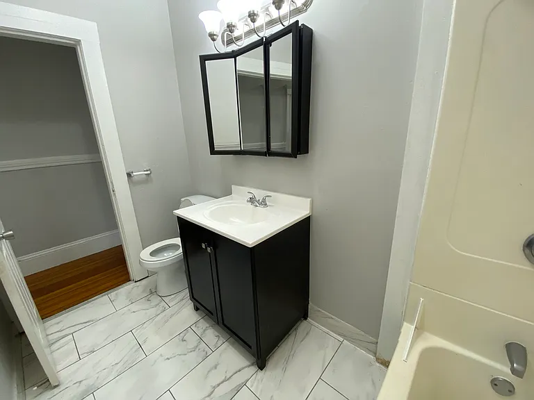 17 Roseclair St #3 — Photo 8