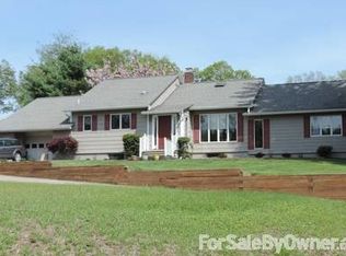 18 Brookside Ln, Boonton, NJ 07005
