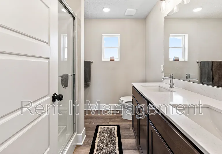 6910 Stony Point Dr — Photo 19
