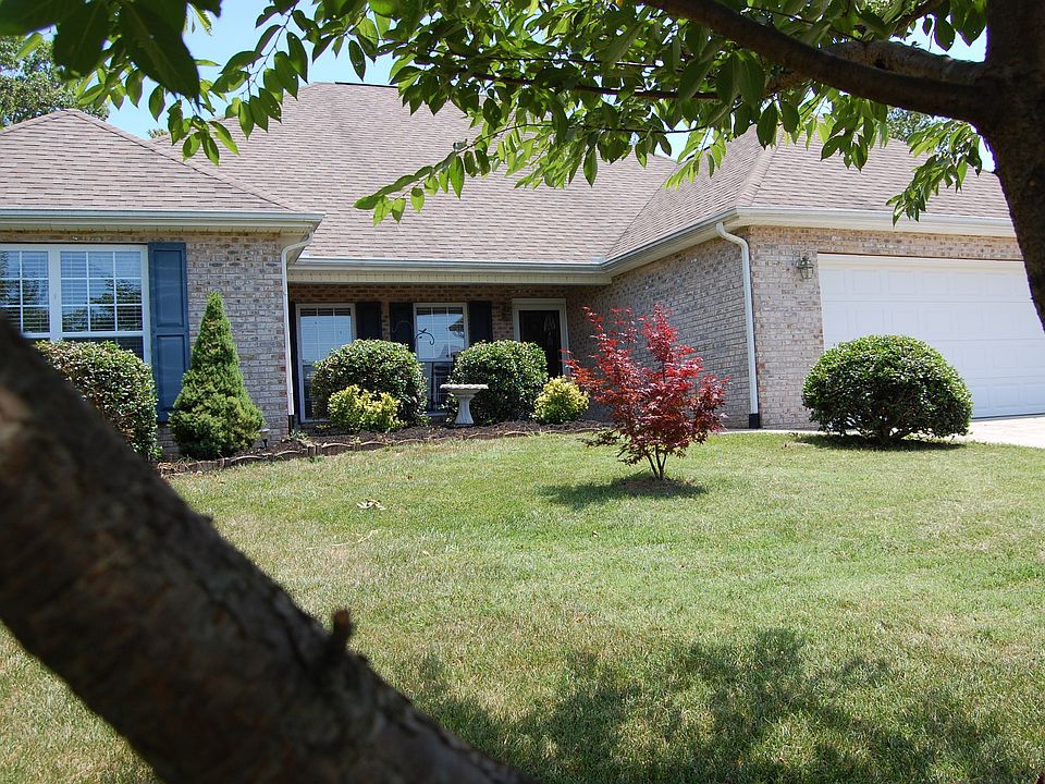 1st image of 1950 Emma Ln