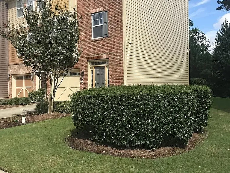 116 Linden Park Ln — Photo 3